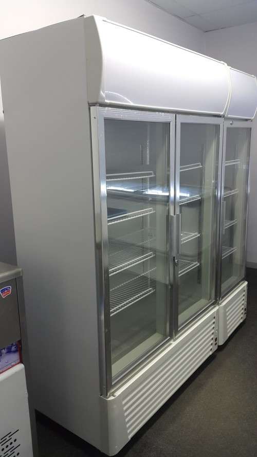 SINGLE DOOR FRIDGE - BEVERAGE FRIDGE - SINGLE DOOR REFRIGERATOR - DISPLAY FRIDGE