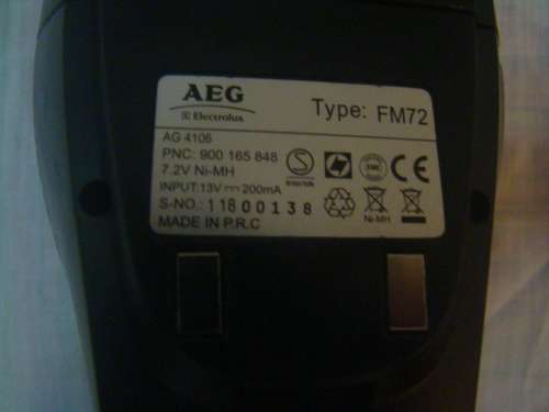 COMPACT VACUUM CLEANER  AEG -RAPIDO