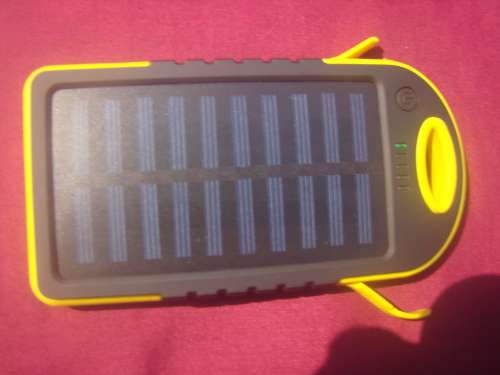 ORIGINAL SOLAR  CHARGER    FOR CELLPHONES   NOTEBOOKS    etc.