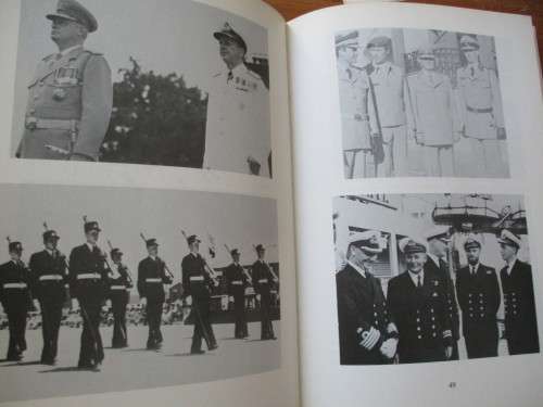 IF YOU CAN HOLD UP YOUR HAND, HEAR ME! OR IF YOU CAN'T HEAR ME WAVE...!! D.F. Silberbauer