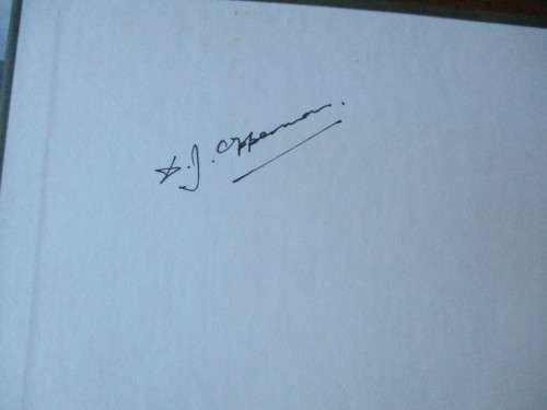 Geteken DJ Opperman. PJ SCHOEMAN deur FV Lategan