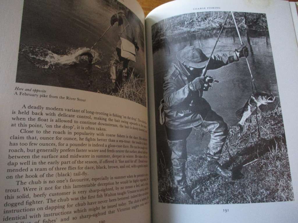 A History of Angling Charles Chenevix Trench