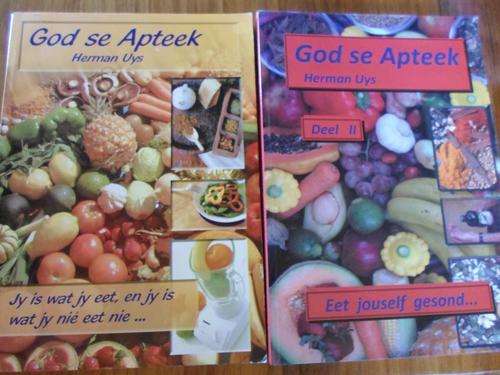 GOD SE APTEEK - Deel I en II. Herman Uys