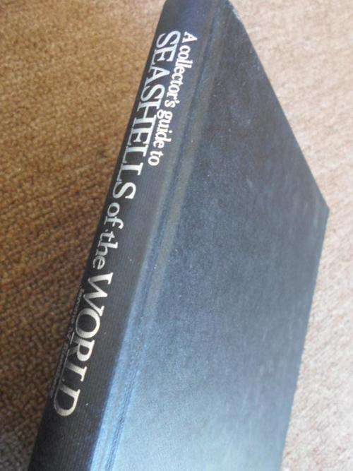 SEASHELLS OF THE WORLD