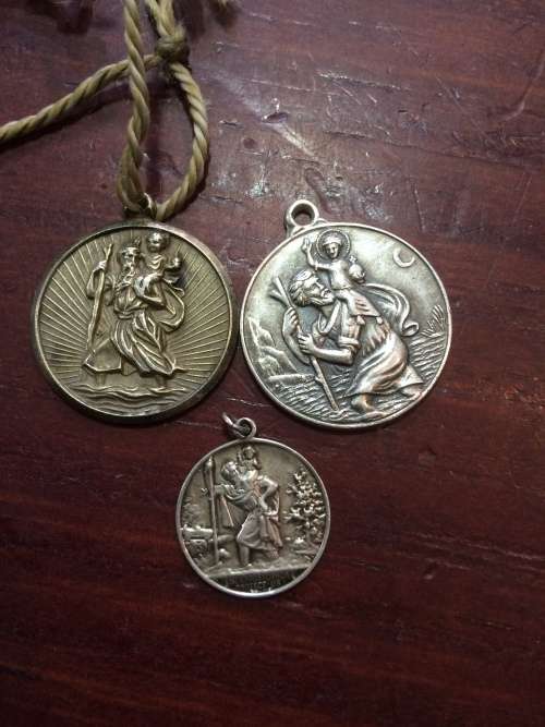 3 SILVER ST CHRISTOPHER PENDANTS