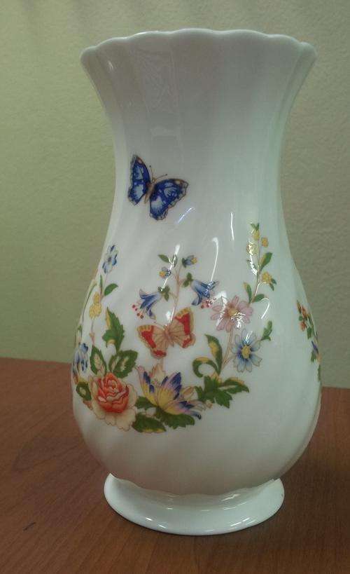 Ansley Cottage Garden Vase