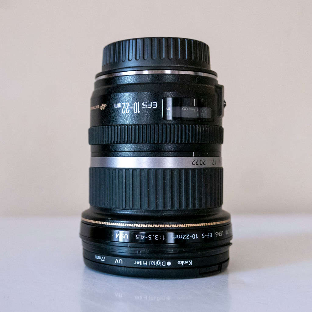 Canon EFS 10-22mm f3.5 - 4.5 lens