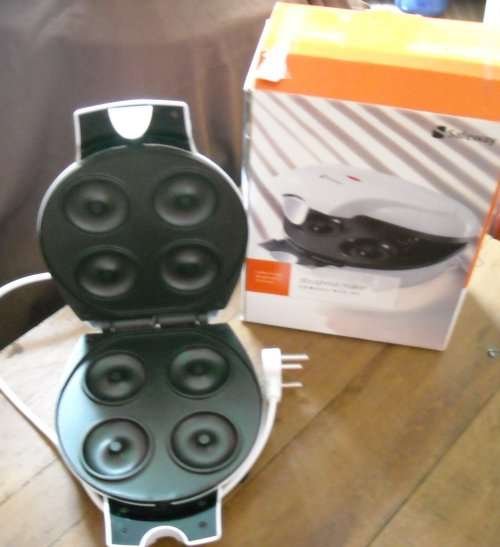 SAFEWAY DOUGHNUT MAKER