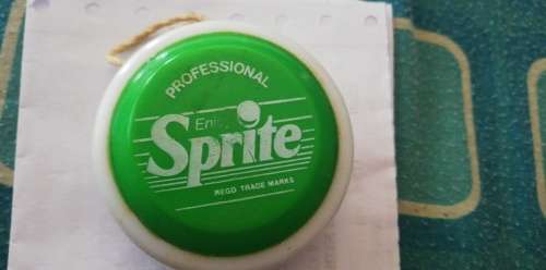 Vintage SPRITE yoyo