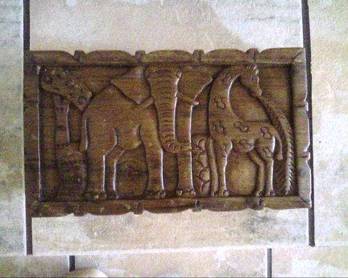 * Big Hand Crafted Wooden Box *