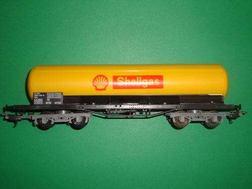 LIMA: SHELL Petrol Tanker