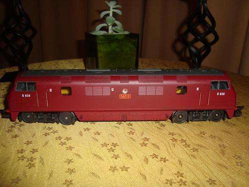 Lima: Maroon Class 42 Diesel Locomotive