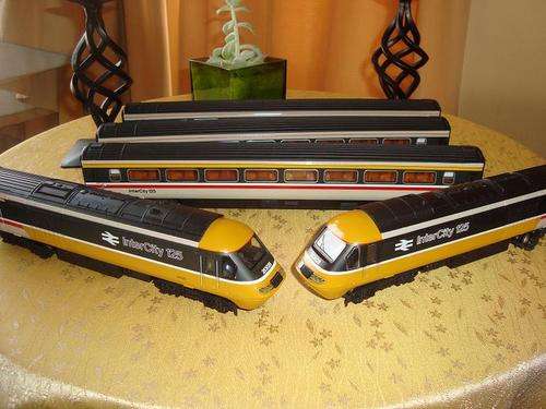 Lima : 5 Car High Speed Train Set: Boxed