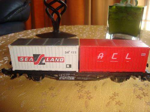 LIMA: Wagon with containers