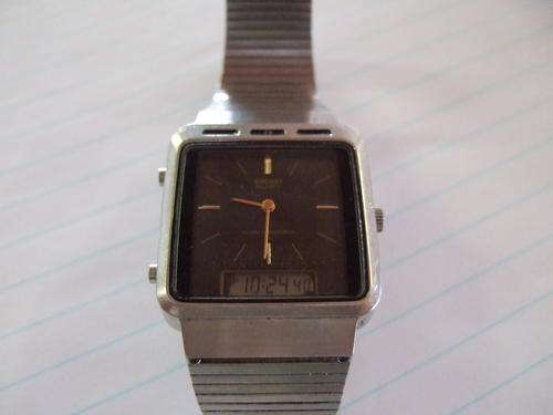 seiko mens deul time watch as the pic