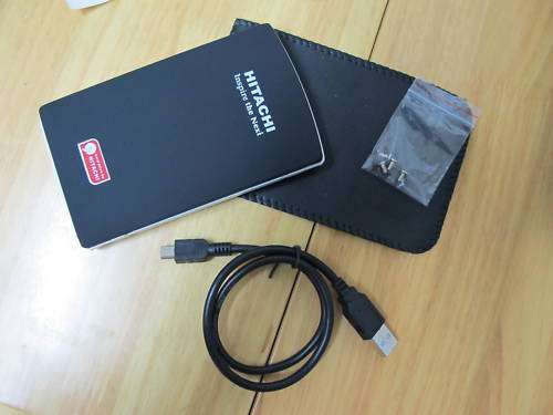 HITACHI USB 2.0 2.5" sata hard disk Enclosure