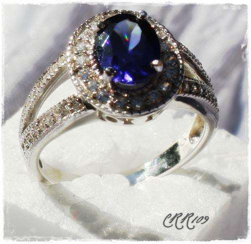Silver Ring With CZ DIAMONDS & QUANTUM QUATTRO..Beautifully designed..Size8