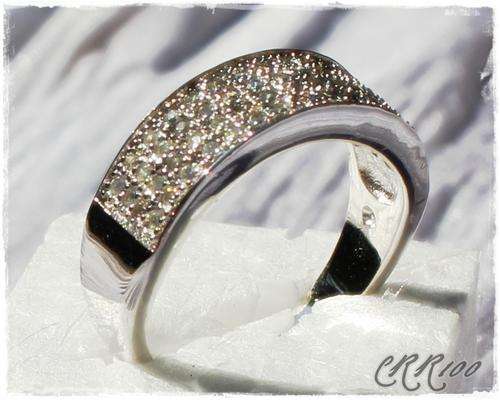 Beautiful Silver Ring Size 7 - CZ diamonds