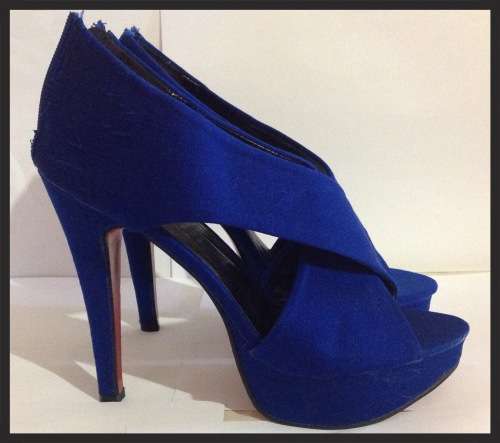 Ladies Blue Velvet Heels From Ooh La La Size 5