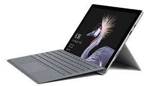Surface Pro 5 Model  1796 with pen - Core i5 - 256 SSD - 8GB Ram - 7th Gen - Good condition