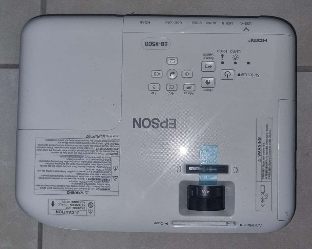 EPSON EB - X500 Projector