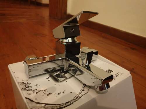 Lifestyle - Square Bath Mixer & Hand Shower *NEW*