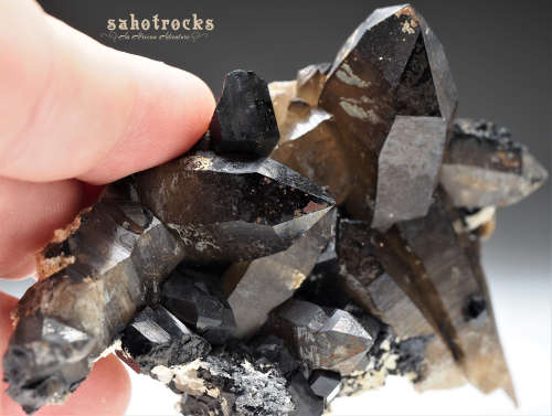 UNIVERSAL PROTECTOR Aegirine, Smokey Quartz Crystal, A-Feldspar - Mount Malosa, Malawi