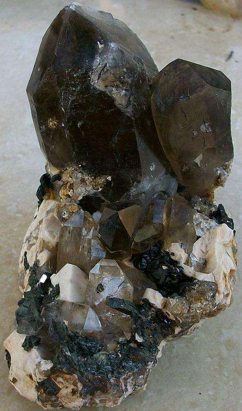 Zomba smokey quartz, zirkon and aegerine crystals on orthoclase matix-malawi-960g