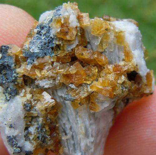 Tsumeb mine baryte crystals on dolomite matrix-namibia-17g