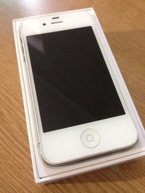White Iphone 4s 16gb