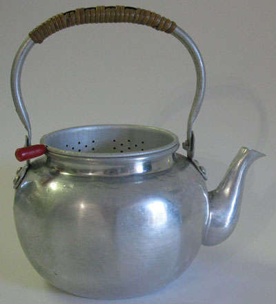 VINTAGE TEAPOT WITH STRAINER