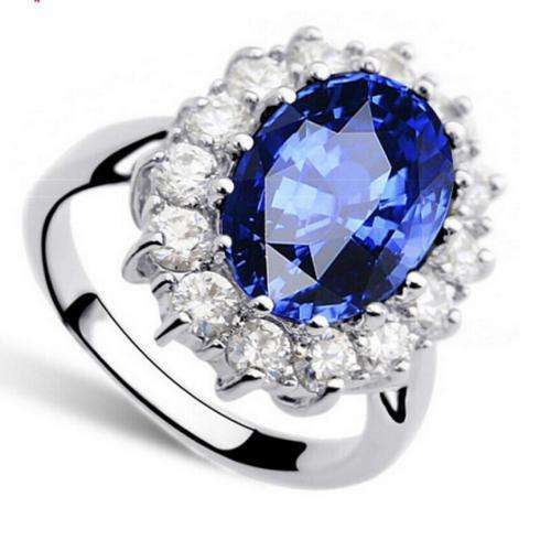 ***BRITISH PRINCESS ENGAGEMENT RING ~ SIZE 6.5***