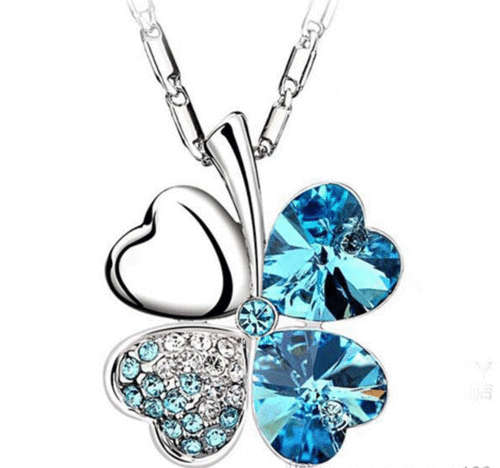 ***SWAROVSKI ELEMENTS & 925 STERLING SILVER FILLED ~ FOUR LEAF CLOVERS PENDANT & CHAIN***