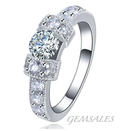 #NEW ARRIVAL# UNIQUE SIMULATED DIAMOND RING   ~STAMPED S925~ SIZE 7