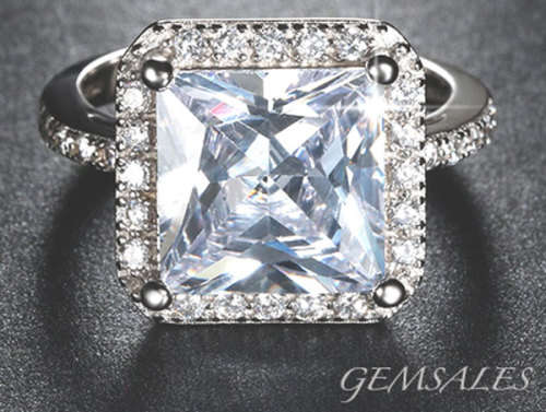 #NEW ARRIVAL# SENSATIONAL# 5 CARAT PRINCESS CUT SIMULATED DIAMOND RING-SIZE 7 3/4 - P (56mm)