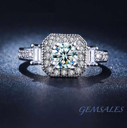 *NEW ARRIVAL* SENSATIONAL SIMULATED DIAMOND RING * SIZE 7 3/4 - P (56mm) *