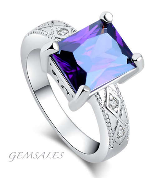 EXCUISITE AMETHYST CZ RING WITH MICRO INLAY 925  * SIZE 7 *