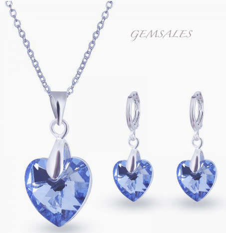 *SPECTACULAR* HEART SHAPED AUSTRIAN CRYSTAL NECKLACE & EARRING SET