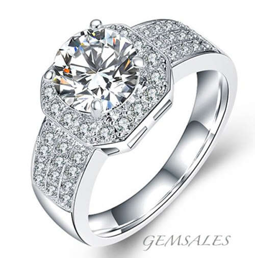 2.04ct Sim Diamond Ring With Accents ***S925***    - SIZE 9.5 - S 1/2 - 61mm