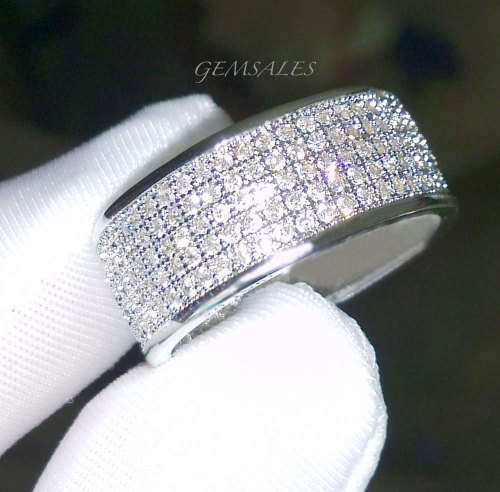 HOT FASHION !!!  ***SWAROVSKI  CRYSTAL***   RING SIZE  7 - O - 54.5mm