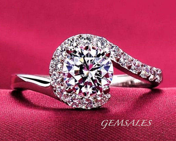 STUNNING 1.30 CARAT SIMULATED DIAMOND RING *S925*    SIZE  7.75  - P 1/2 -  56mm