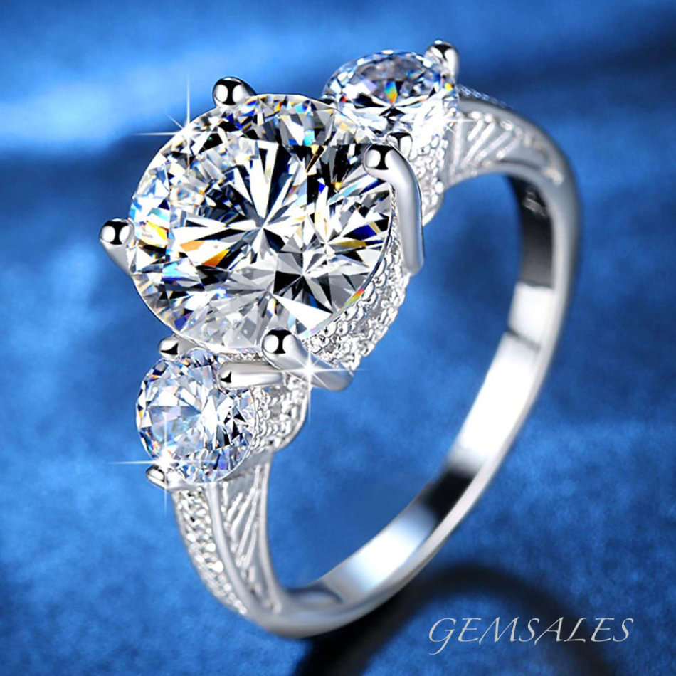 3.86ct. & 2 x 0.79ct TRILOGY  CZ *BRILLIANT CUT*  SIZES AVAILABLE     7 / 8 / 9