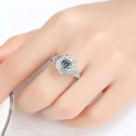 0.84ct.  MYSTIC TOPAZ CZ *FLOWER SETTING* ELEGANT STYLE RING      SIZE   6   -   M  -  52mm