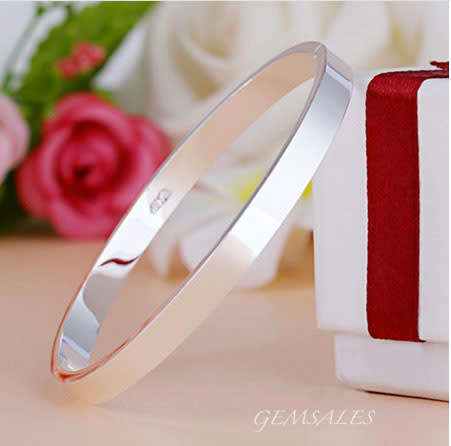 SILVER  BANGLE HINGED   *** 18KGP ***  AVAILABLE IN TWO SIZES - SEE DESCRIPTION