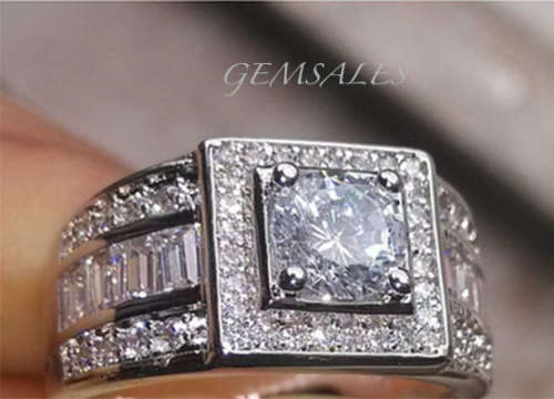.75ct PRINCESS CUT CZ IN HALO SETTING WITH BAGUETTE INLAY    SIZE    6.75   -   N1/2   -   53.5mm