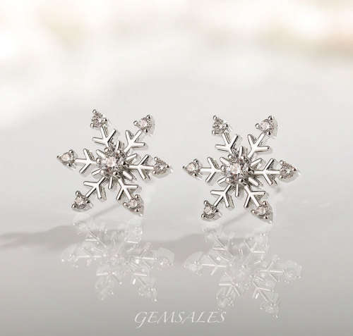 STYLISH SNOWFLAKE DESIGN CZ  EARRINGS