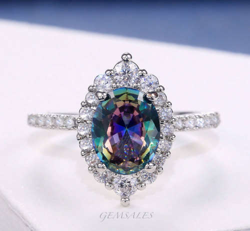 VINTAGE STYLE 2.5ct  MYSTIC TOPAZ CZ RING     SIZES   6  /  7  /  9  /  10  AVAILABLE