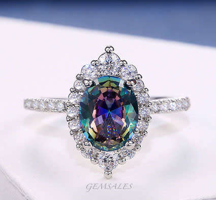 VINTAGE STYLE 2.5ct  MYSTIC TOPAZ CZ RING     SIZE    8.5  -  Q1/2  -  58mm