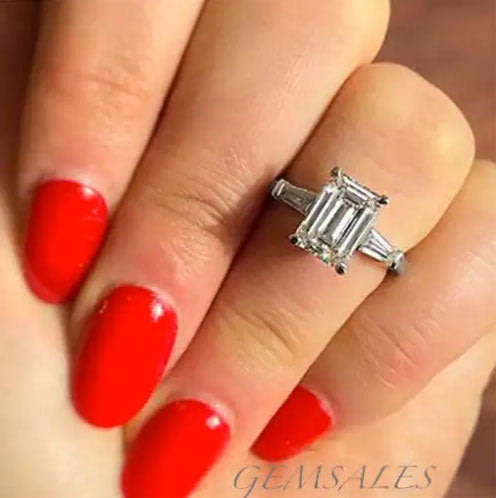 BRILLIANT CUT  2.5Ct EMERALD & BAGUETTE SIM DIAMOND CZ *S925*   SIZES  7.75  /  9  /  10  AVAILABLE