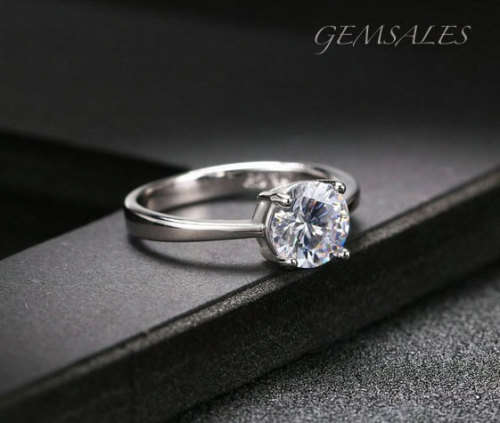 1.25ct Brilliant Cut Solitaire Sim Diamond CZ   *18KGP*   SIZE  6.5